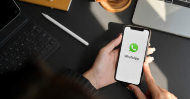 Grupos de WhatsApp como espaços de troca